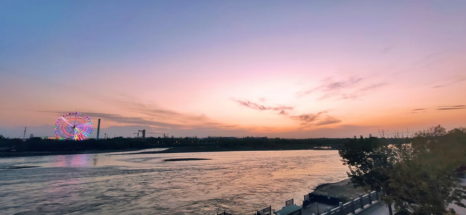 Ili River at Yining